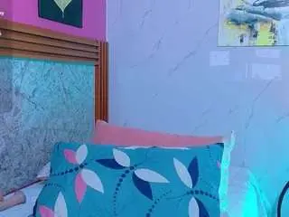 Camsoda Adult Webcam of little-aprill