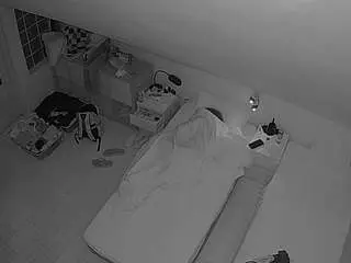Camsoda Live Sex Cam of voyeurcam-julmodels-bed-7