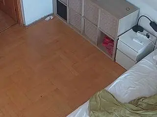 Camsoda Private Sex Chat of voyeurcam-julmodels-bed-7