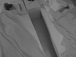 Camsoda Live Sex Cam of voyeurcam-julmodels-bed-7