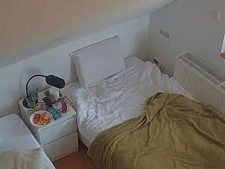 Camsoda Best Webcam of voyeurcam-julmodels-bed-7