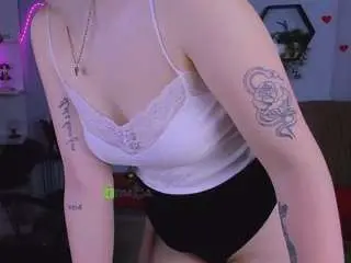 Camsoda Sex Chat of cristin-kisses