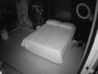 Camsoda Live Sex of voyeurcam-casa-salsa-disturbed
