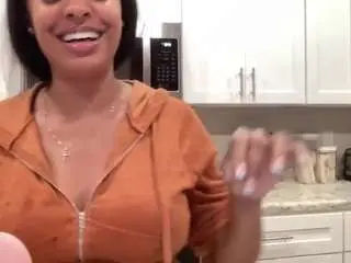Camsoda Nude Webcam of carmensindiego