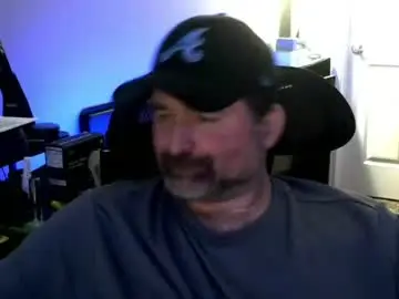 Chaturbate Live Porn of fuzz08