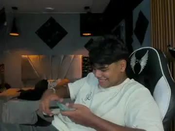 Chaturbate Free Porn Cam of mr_mois