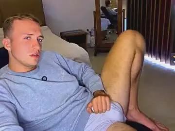 Chaturbate Live Porn of tommy_cumfinger