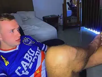 Chaturbate Live Sex Cam of tommy_cumfinger