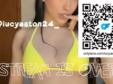 Chaturbate Live Sex Cam of lucycums
