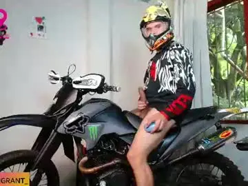 Chaturbate Adult Video Chat of ash_wingrant