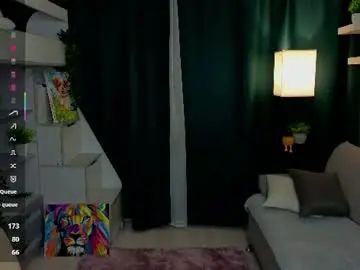 Chaturbate Live Sex Cam of bless_mee