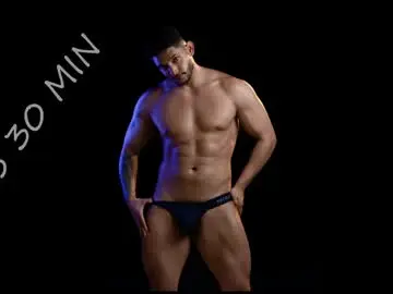 Chaturbate Live Sex Cam of richard_milleer