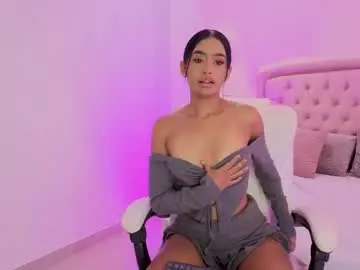 Chaturbate Adult Webcams of chloemoon10