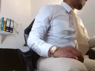 Chaturbate Live Sex Cam of paolo_blaze