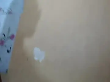Chaturbate Live Sex Cam of cumilicious_veronica69