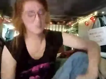 Chaturbate Watch Live Sex Cams of lesleygumgrass