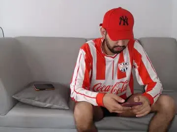 Chaturbate Adult Video Chat of adrian_falcon