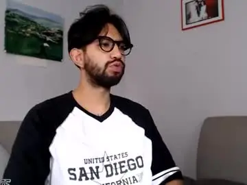 Chaturbate Free Live Porn of adrian_falcon