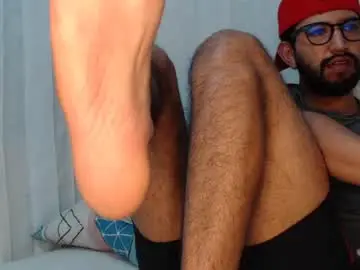 Chaturbate Sex Cam of adrian_falcon