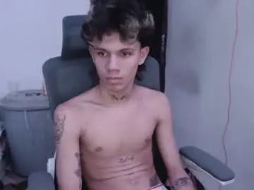 Chaturbate Sex Cam of andy_dan1
