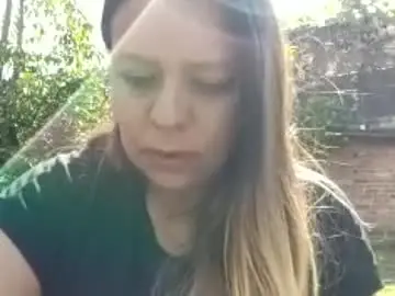 Chaturbate Live Sex Cam of sami_1_8