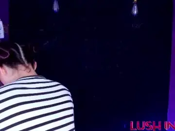 Chaturbate Live Sex of sommer_alexa