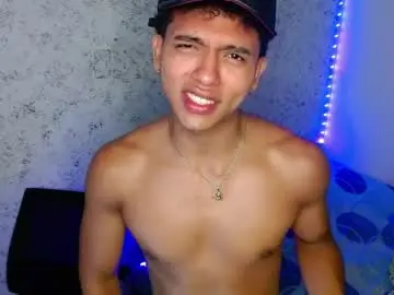 Chaturbate Private Sex Chat of tonydesire_