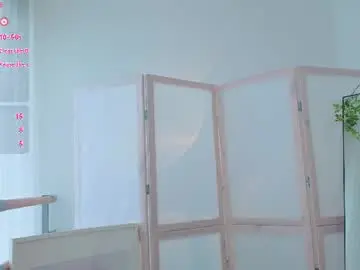 Chaturbate Live Sex Cam of lina_glow711915