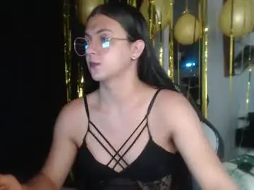 Chaturbate Nude Webcam of camila_bigcock_ts