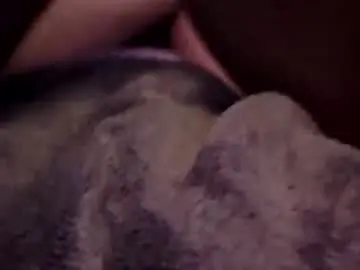 Chaturbate Live Porn of watchmemakeitrain