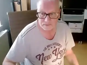 Chaturbate Nude Webcam of man4women4