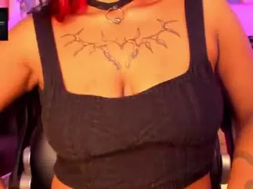 Chaturbate Live Sex Cam of morticia_420