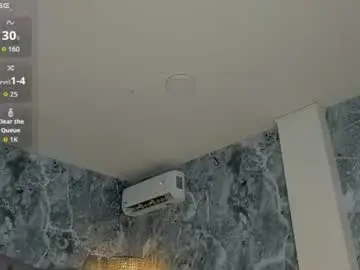Chaturbate Watch Live Sex Cams of parisi_