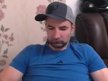 Chaturbate Live Sex Cam of gianni_lion