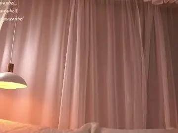 Chaturbate Live Sex Cam of emiilycampbell