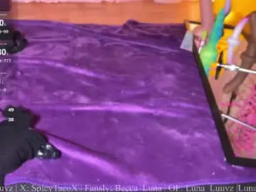 Chaturbate Live Sex Cam of luna_luuvz