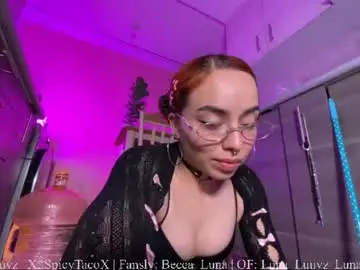 Chaturbate Nude Webcam of luna_luuvz
