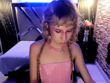 Chaturbate Free Porn Cam of vivienne_hadid