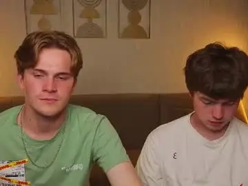 Chaturbate Live Sex Cam of boicute