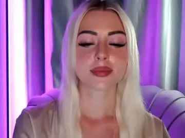 Chaturbate Live Sex Cam of sweeet_angelll