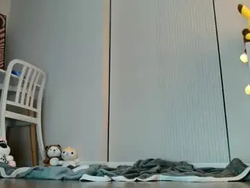 Chaturbate Live Sex Cam of minji_snow