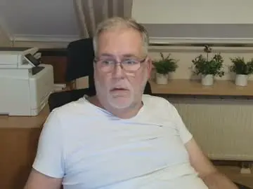 Chaturbate Free Porn Cam of subbear1968