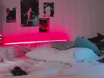 Chaturbate Free Porn Cam of evevalentine_