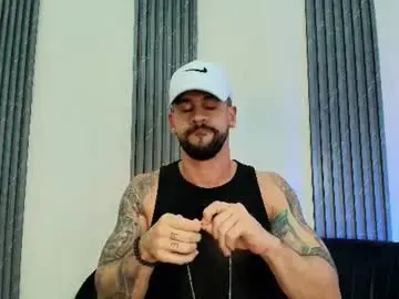 Chaturbate Free Live Porn of petesevans_1