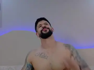 Chaturbate Live Sex of petesevans_1