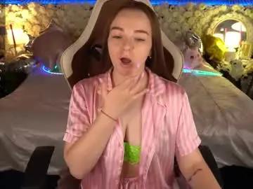 Chaturbate Watch Live Sex Cams of foxyshyyy