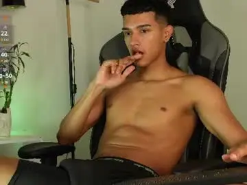 Chaturbate Live Sex Cam of busterspinter