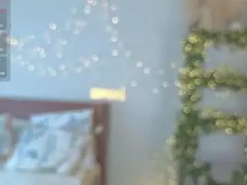 Chaturbate Live Sex Cam of laniehohenberger