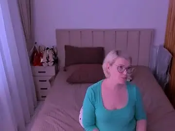 Chaturbate Watch Live Sex Cams of sabrinamacmarren