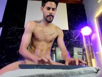 Chaturbate Live Sex of leo_vesper